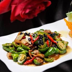 土豆虾仁焖饭的做法怎么做土豆虾仁焖饭如何